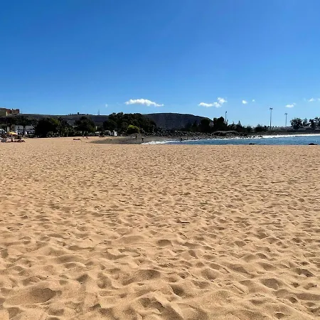 Schoene Mit Meerblick - Playa De Lägenhet
